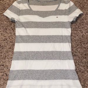 Tommy Hilfiger V-Neck t shirt